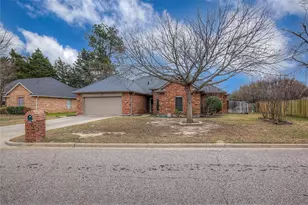 6911 Gold St, Greenville, TX 75402 - Photo 6