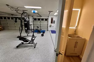 1205 Riverview Dr, Arlington, TX 76012 - Photo 8