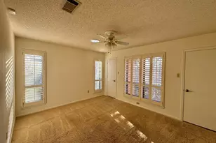 1205 Riverview Dr, Arlington, TX 76012 - Photo 34