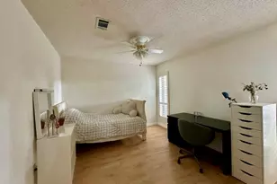 1205 Riverview Dr, Arlington, TX 76012 - Photo 28