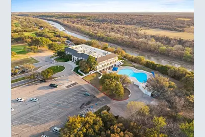 2161 E Landings N, Granbury, TX 76049 - Photo 16