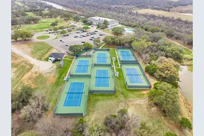 2161 E Landings N, Granbury, TX 76049 - Photo 18