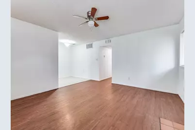 1700 Windsong Lane, Irving, TX 75060 - Photo 4