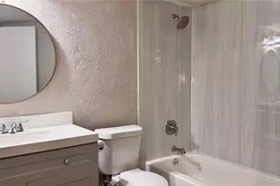 1614 Pecan Chase Cir, Arlington, TX 76012 - Photo 16