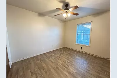 409 Royal Street #Apt 1, Athens, TX 75751 - Photo 8