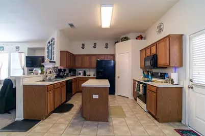 2127 Coelum Court, Dallas, TX 75253 - Photo 8