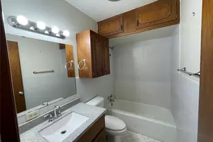 409 Royal St, Athens, TX 75751 - Photo 6