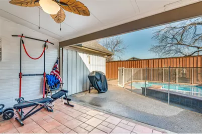 2521 Classic Court W, Bedford, TX 76021 - Photo 24