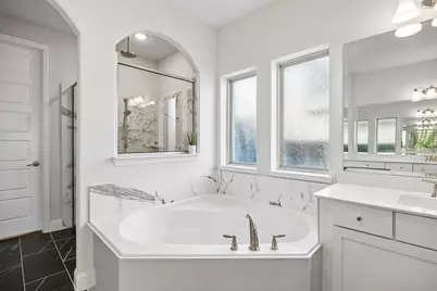 13674 Carmenita Drive, Frisco, TX 75035 - Photo 20