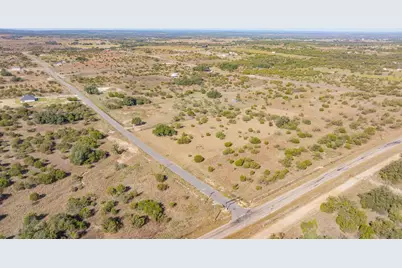 121 Gilmore Court, Lipan, TX 76462 - Photo 10