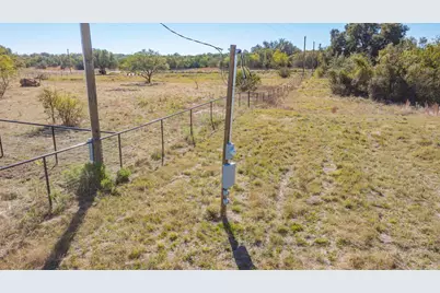 121 Gilmore Court, Lipan, TX 76462 - Photo 24