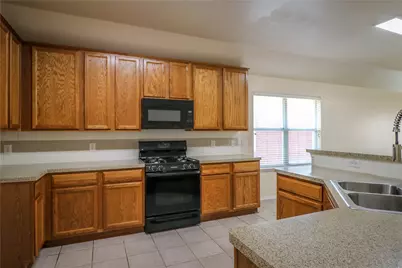 3009 Sugarberry Drive, Little Elm, TX 75068 - Photo 10