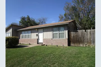 5204 Curzon Avenue, Fort Worth, TX 76107 - Photo 2