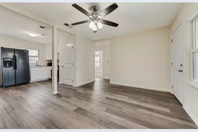 320 Dawson Circle, Grand Prairie, TX 75051 - Photo 14