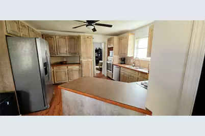 1806 Hogan Lane, Mt Pleasant, TX 75455 - Photo 8