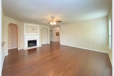 10908 Middleglen Road, Fort Worth, TX 76052 - Photo 4