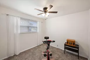 729 SW Sunnybrook Dr, Burleson, TX 76028 - Photo 22