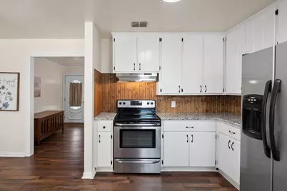 729 SW Sunnybrook Drive, Burleson, TX 76028 - Photo 16