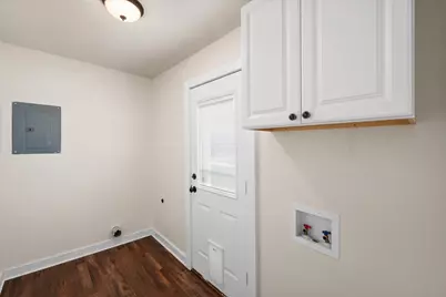 729 SW Sunnybrook Drive, Burleson, TX 76028 - Photo 6