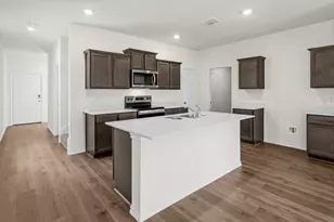 525 Epiphany Ln, Lavon, TX 75166 - Photo 2