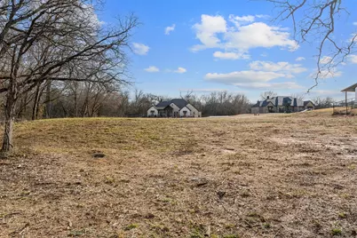 2020 Shady Creek Crossing, Azle, TX 76020 - Photo 4