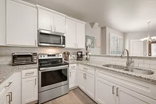 209 Belleville Dr, Lewisville, TX 75057 - Photo 12