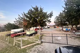 8041 Telegraph Rd, Quinlan, TX 75474 - Photo 2