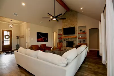 8829 Hidden Pond Street, Justin, TX 76247 - Photo 6