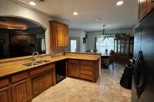 121 Rey Del Mar Cir, Weatherford, TX 76085 - Photo 8