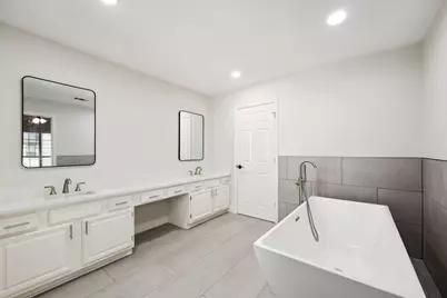 4417 Cabot Drive, Grand Prairie, TX 75052 - Photo 6