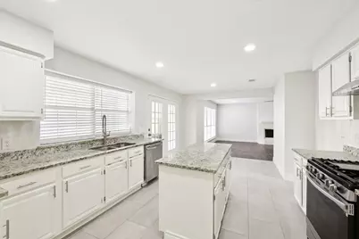 4417 Cabot Drive, Grand Prairie, TX 75052 - Photo 20