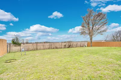 1305 Louise Lane, Ennis, TX 75119 - Photo 24