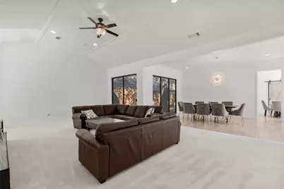 17202 Graystone Drive, Dallas, TX 75248 - Photo 6