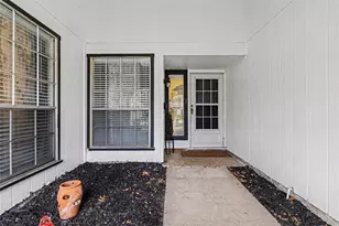 1806 Briar Meadow Dr, Arlington, TX 76014 - Photo 2