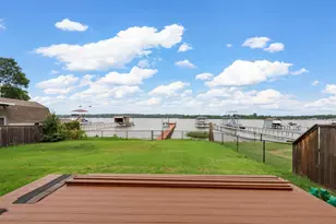 8048 Woodvale Rd, Fort Worth, TX 76135 - Photo 10