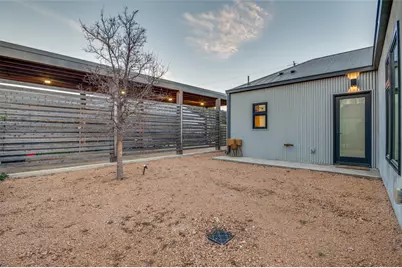 1021 Nomas Street, Dallas, TX 75212 - Photo 24