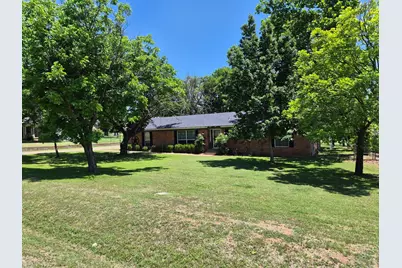 208 Yucca Drive, Weatherford, TX 76087 - Photo 4