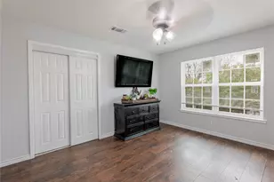 208 Yucca Dr, Weatherford, TX 76087 - Photo 16