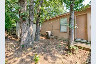 518 Jordan Lane, Arlington, TX 76012 - Photo 12