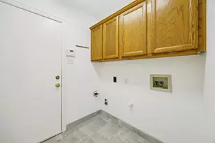 9325 Vista Cir, Irving, TX 75063 - Photo 26