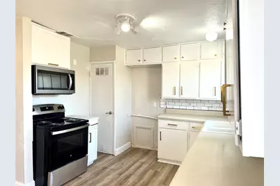 4517 Sherwood Drive, Mesquite, TX 75150 - Photo 6