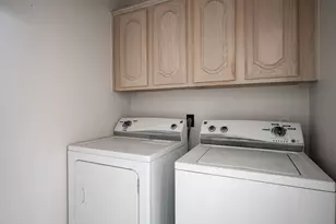 7712 Lakecrest Cir, Irving, TX 75063 - Photo 22