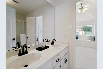 434 Waterside Drive, Irving, TX 75063 - Photo 24