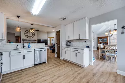 2709 Crystal Falls Drive, Mesquite, TX 75181 - Photo 10