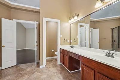 9354 Riverwalk Lane, Irving, TX 75063 - Photo 30