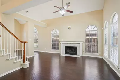 9354 Riverwalk Lane, Irving, TX 75063 - Photo 8