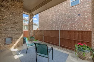 425 Adventurous Shield Dr, Lewisville, TX 75056 - Photo 30