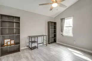 3921 7 Gables St, Fort Worth, TX 76133 - Photo 32