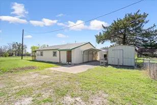 183 3rd St, Elm Mott, TX 76640 - Photo 2