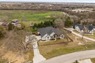 1004 Meadow Wood Ter, Azle, TX 76020 - Photo 34